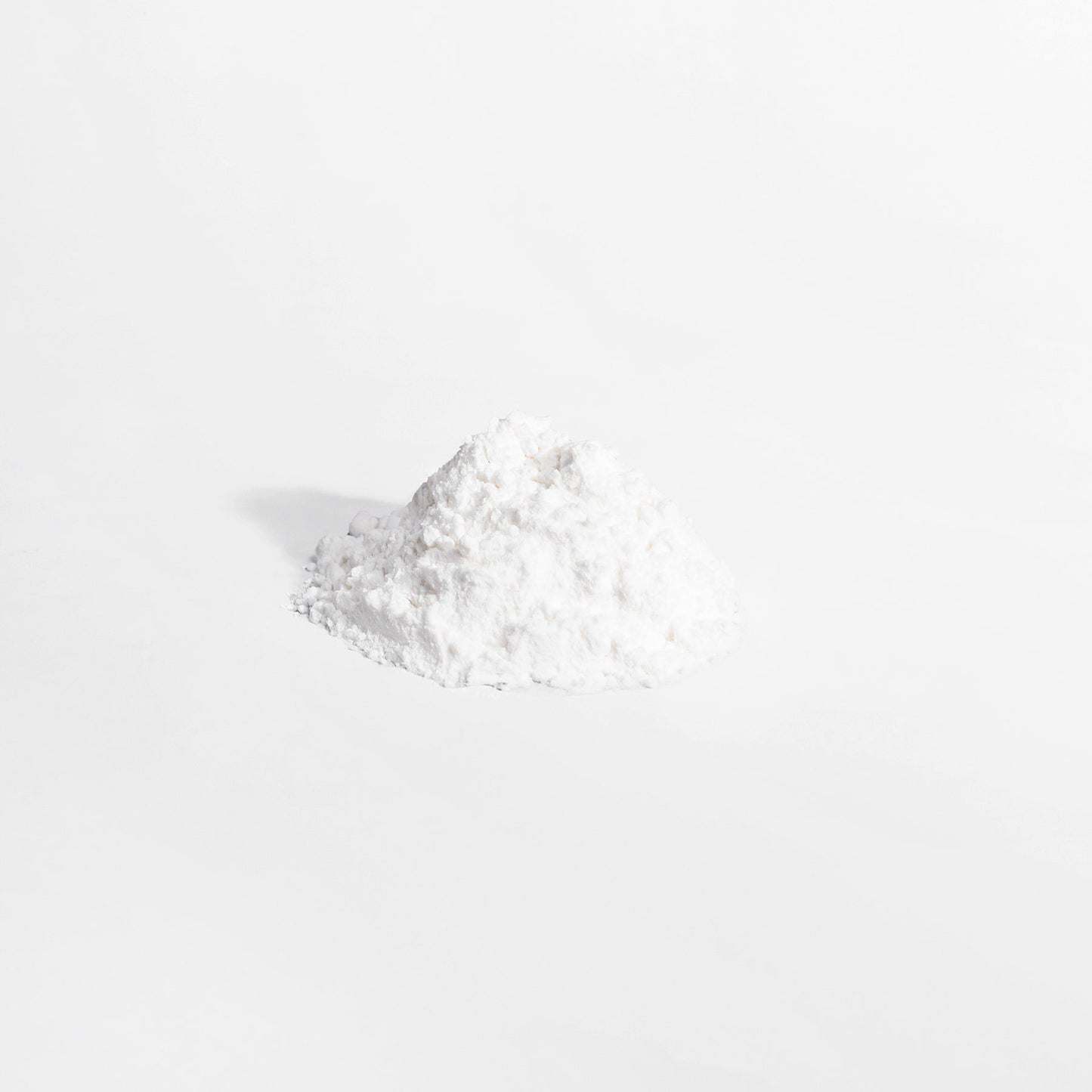 L-Glutamine Powder (supports lean muscle mass, cell growth, and growth hormone release in the body, which is essential for improved performance)