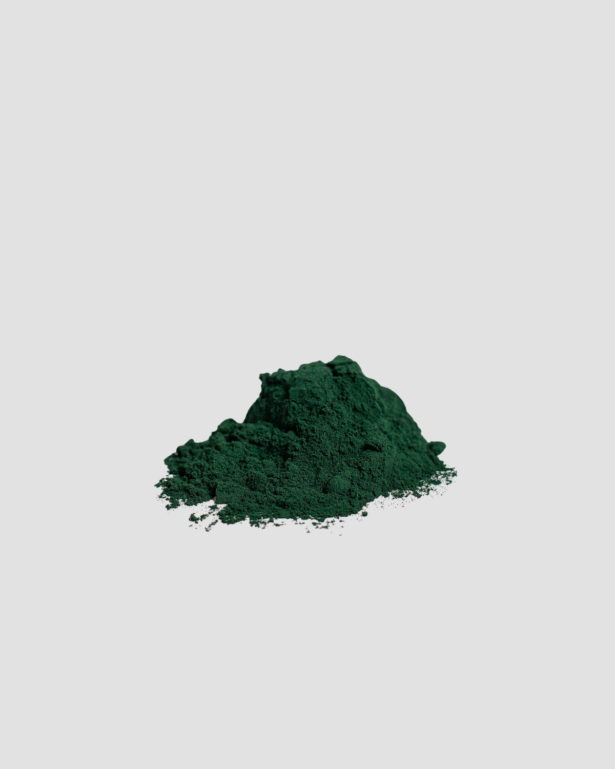 Organic Spirulina Powder - Spirulina has very high levels of iron, beta-carotene, and B vitamins *Great to add in smoothies*